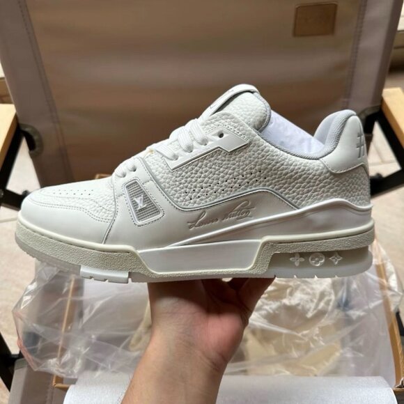 LOUIS VUITTON Trainer, White Cement, Low-top, Unisex, US9, Leather. - Picture 5 of 6